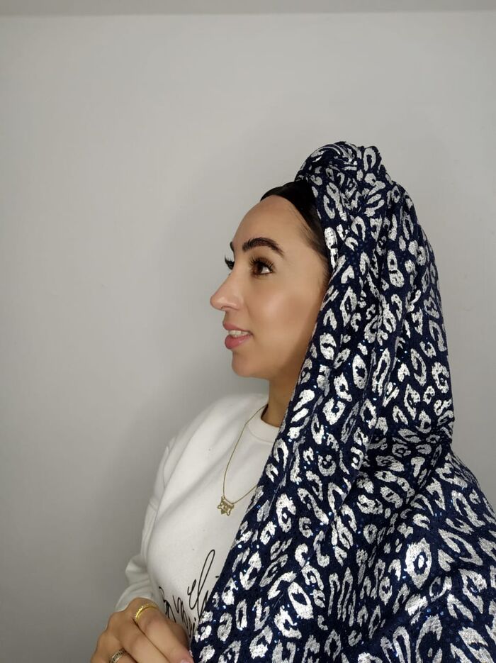 מטפחת כחול כסוף