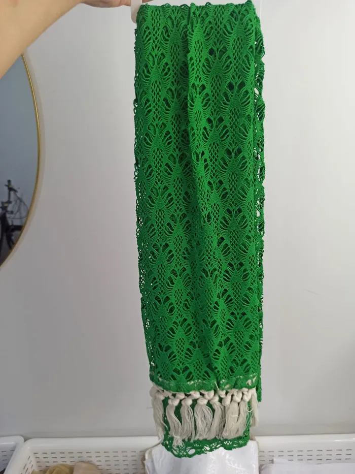 דגם חבלים ירוק.